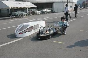 競技用電気自動車の製作(H18)の画像1