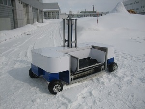 遠隔操作型除雪作業用ロボットシステムの開発(H25)の画像3